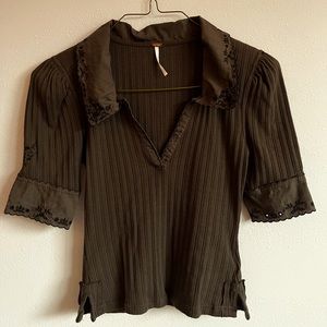 Free People short sleeve green-gray top.